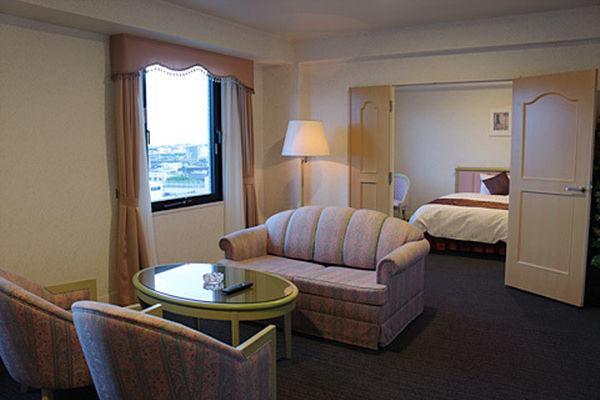 Hotel Verfort Hyuga Esterno foto