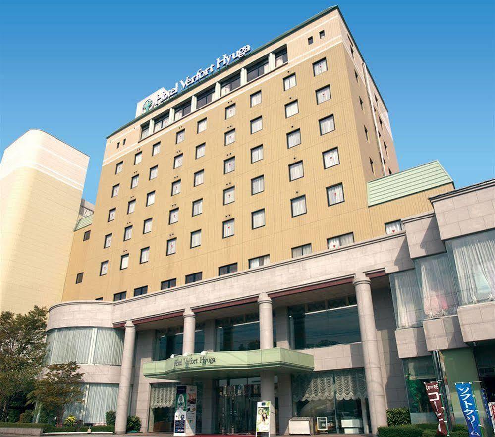 Hotel Verfort Hyuga Esterno foto