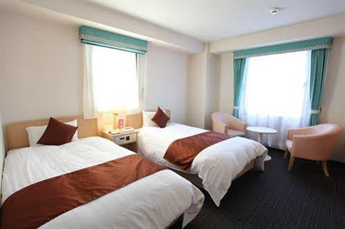 Hotel Verfort Hyuga Esterno foto